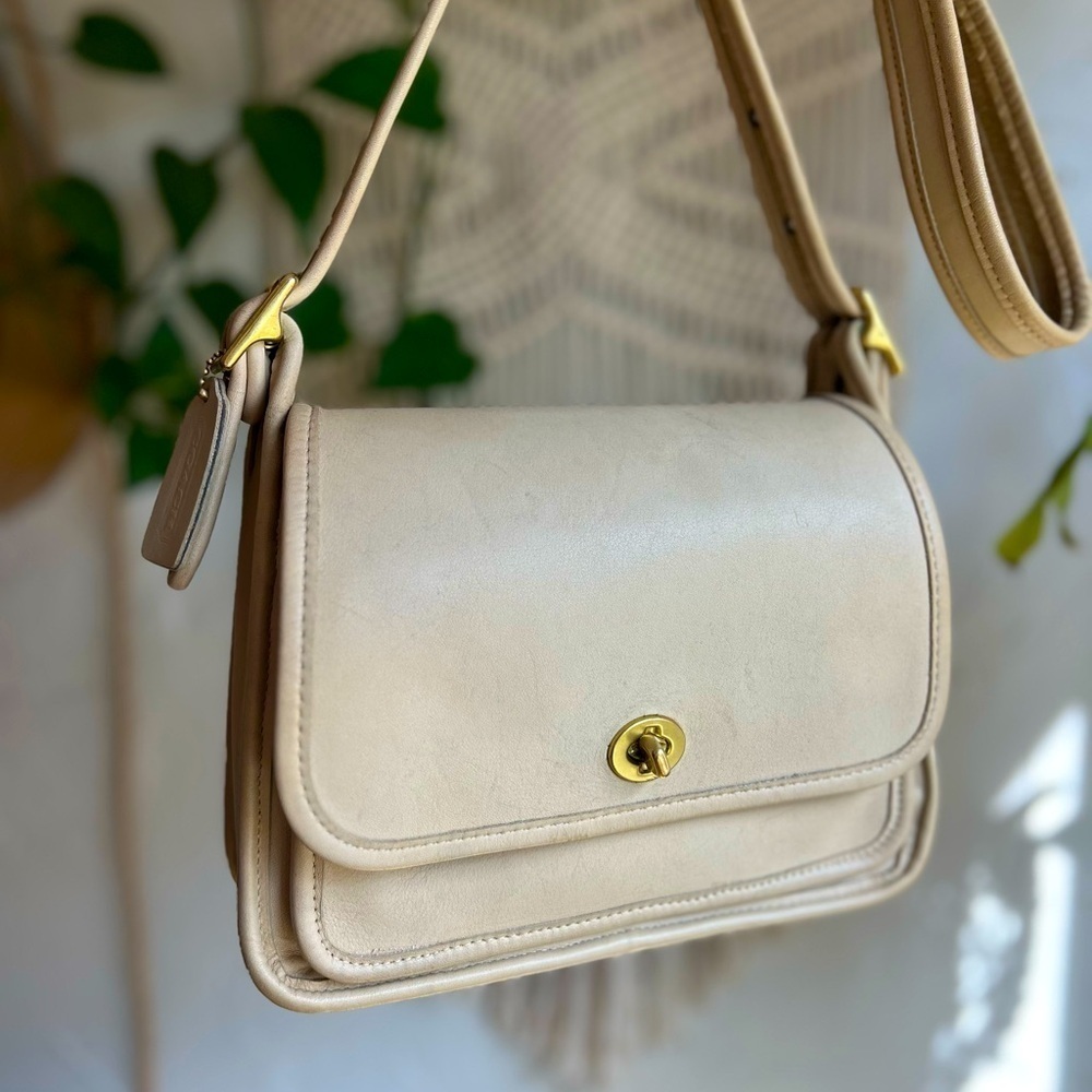 Authentic Vintage Coach Rambler’s Legacy 9061 Bone Leather Crossbody Bag USA